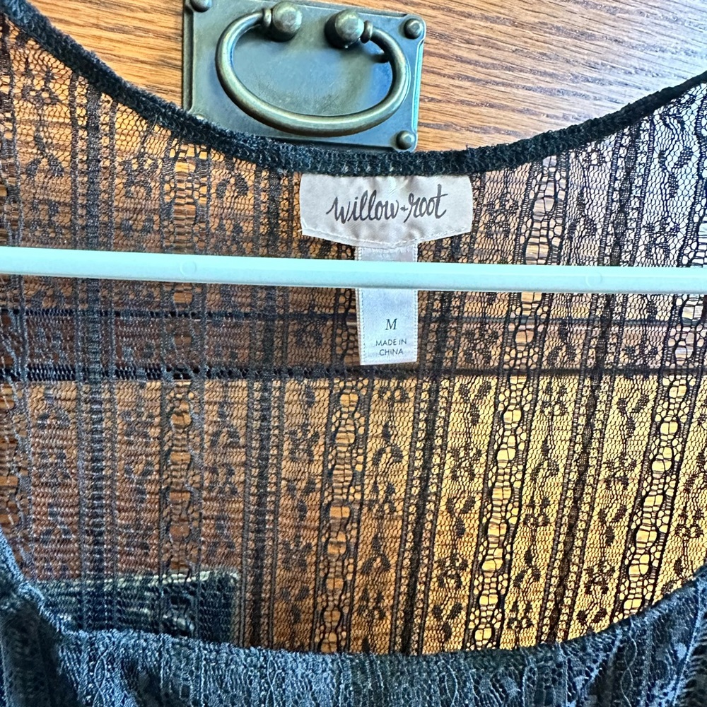Lace bodysuit from Buckle - Picture 3 of 3